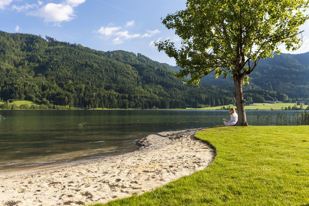 Strandhotel Am Weissensee Exterior foto